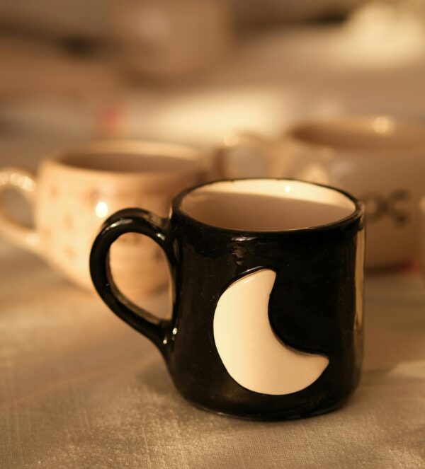 Taza Decorada de Luna