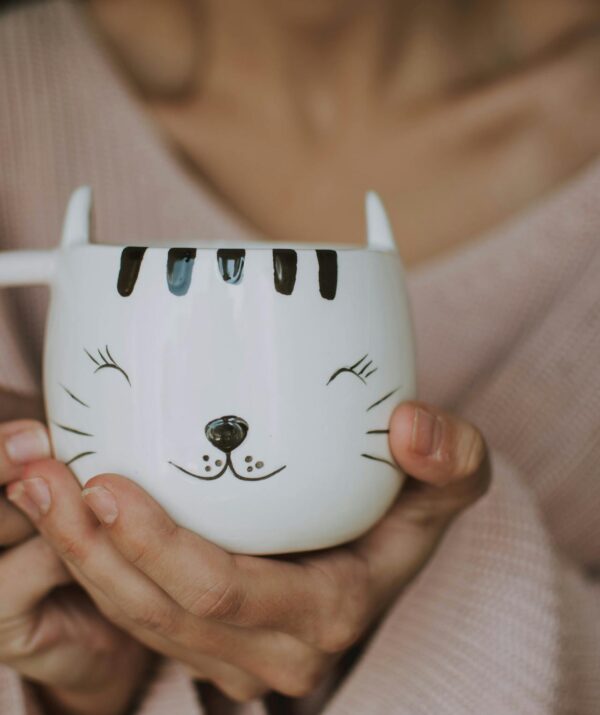 Taza Decorada en forma de Gato